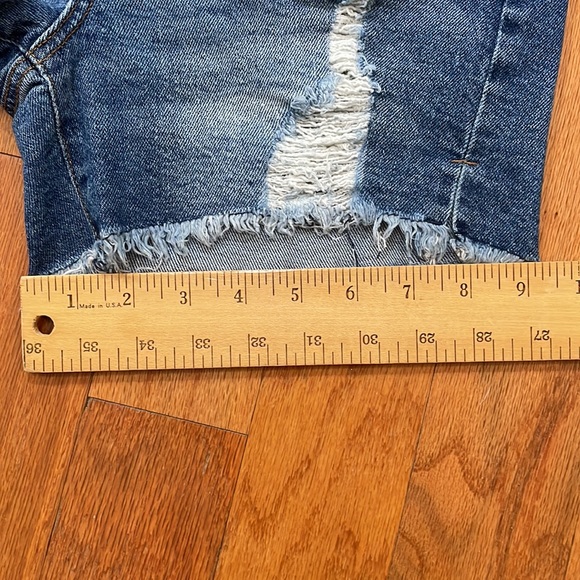 Celebrity Pink Woman’s junior Size 1 Blue Jeans Shorts Cut Offs NWT 99% cotton - Picture 9 of 10